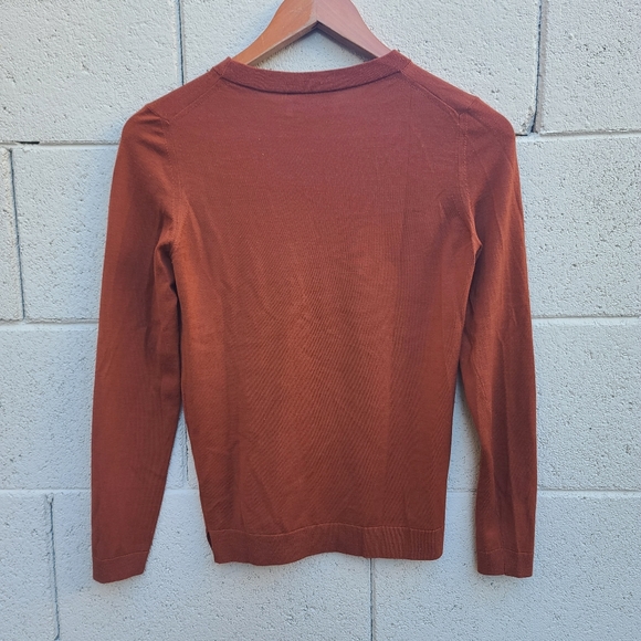 Partow | Greta Merino Wool Sweater in Rust - Picture 13 of 16